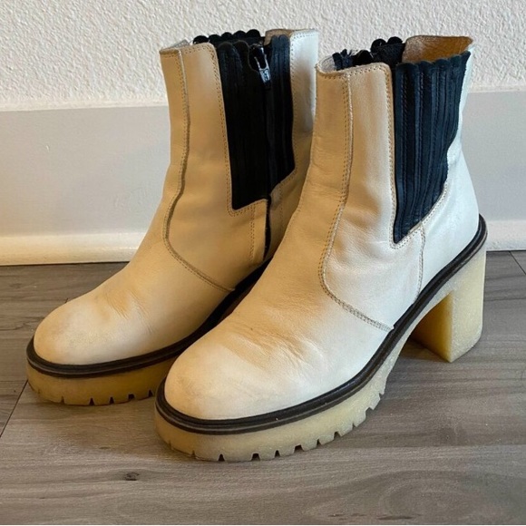 FREE PEOPLE • James Chelsea Boots - Picture 4 of 7